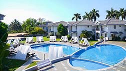book deluxe hotels in goa, book cars for your local travel