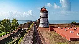 book cars to visit forts, aguada, st agustine tower, viceroys arch, in goa